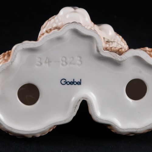 Два зайчика, Goebel, Германия