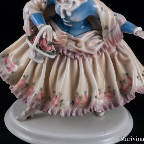 Девушка с корзиной цветов, Karl Ens, Германия, 1920-30 гг