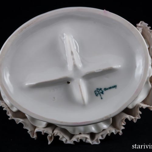 Девушка с корзиной цветов, Karl Ens, Германия, 1920-30 гг