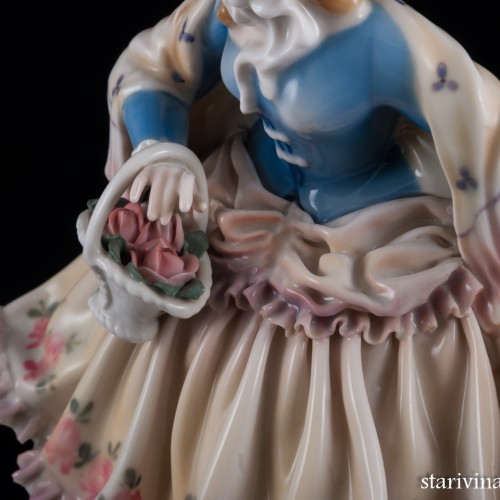 Девушка с корзиной цветов, Karl Ens, Германия, 1920-30 гг