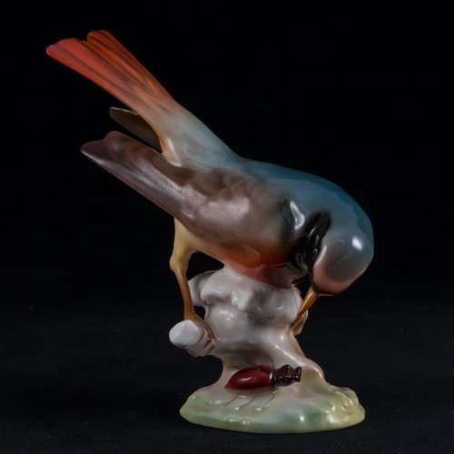 Птица горихвостка с жуком, Hutschenreuther, Германия