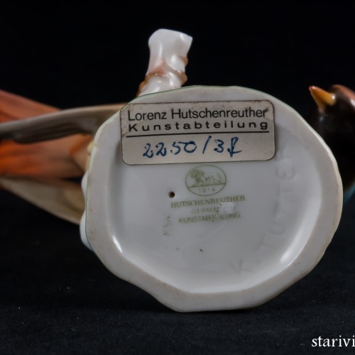 Птица горихвостка с жуком, Hutschenreuther, Германия