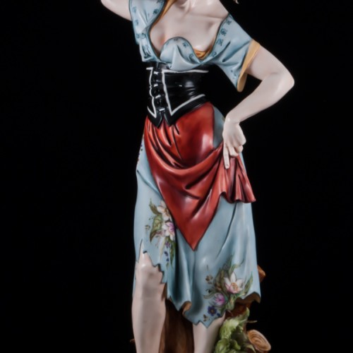 Девушка с кувшином, Италия, вт. пол. 20 в