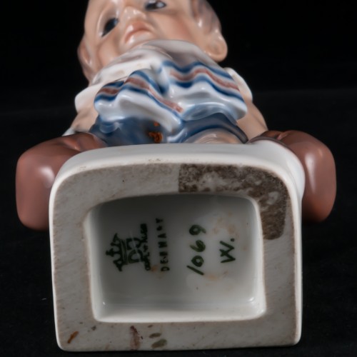 Фарфоровая статуэтка "13 номер", мальчик-боксер, Dahl Jensen, Дания.