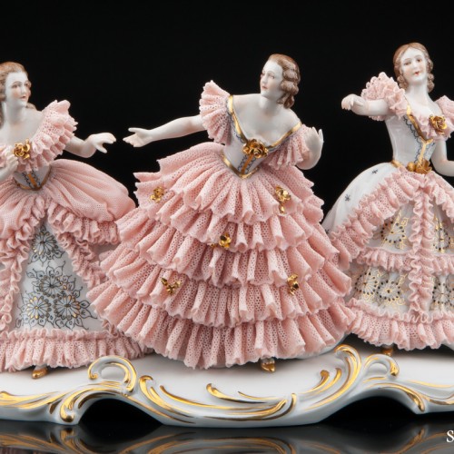 Три девушки в кружевных платьях, Muller & Co, Германия, нач. 20 в