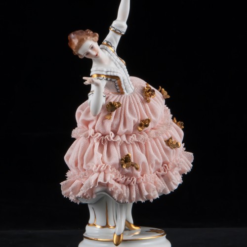 Танцующая девушка в кружевном платье, Muller & Co, Германия, нач. 20 в