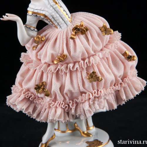 Танцующая девушка в кружевном платье, Muller & Co, Германия, нач. 20 в