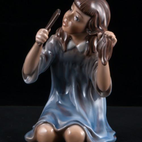 Девочка с зеркалом, Dahl Jensen, Дания