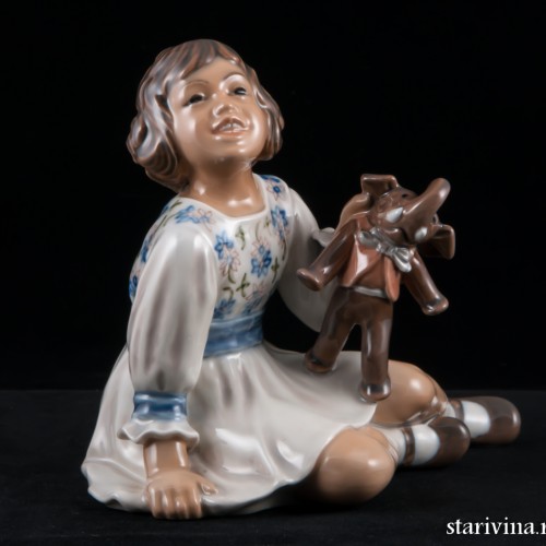 Девочка со слоником, Dahl Jensen, Дания