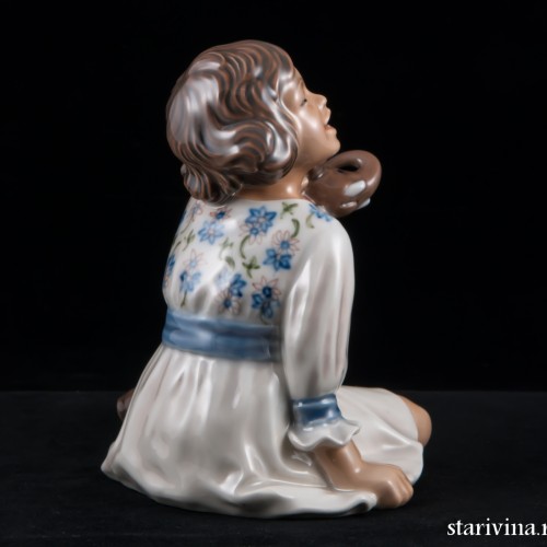 Девочка со слоником, Dahl Jensen, Дания