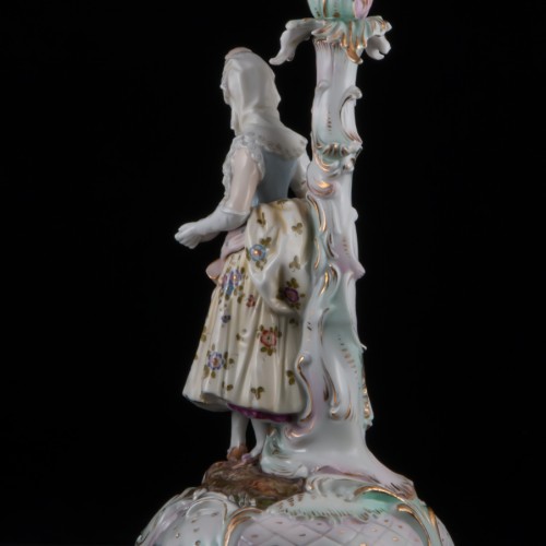 Подсвечник "Девушка в кружевном платке", E. A. Muller, Германия, 19 в