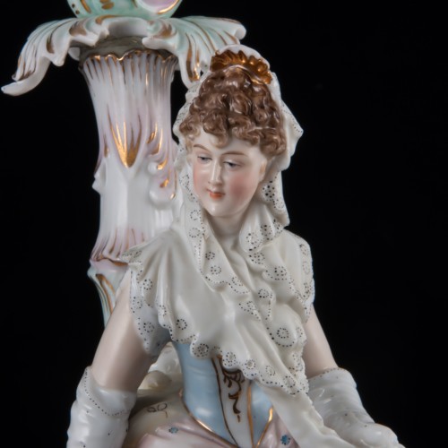 Подсвечник "Девушка в кружевном платке", E. A. Muller, Германия, 19 в