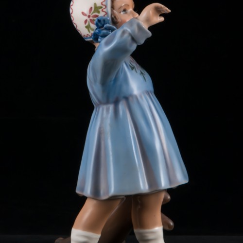 Девочка с мишкой, Dahl Jensen, Дания