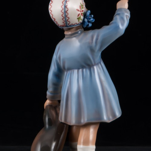 Девочка с мишкой, Dahl Jensen, Дания