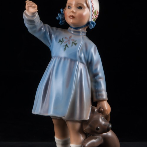 Девочка с мишкой, Dahl Jensen, Дания