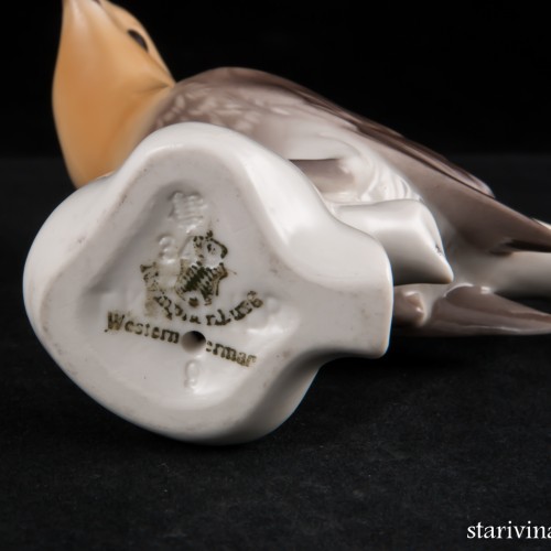 Птичка-малиновка, Nymphenburg, Германия, сер. 20 в