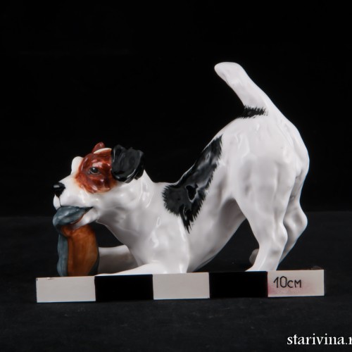 Щенок джек рассел с ботинком, Royal Doulton, Великобритания, вт. пол. 20 в