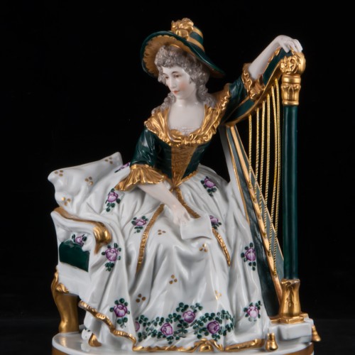 Дама с арфой, Дрезден, Германия, кон. 19 в
