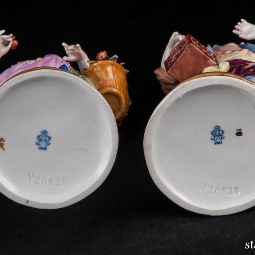 Пара с корзиной цветов и птичкой, Volkstedt, Германия, вт. пол. 20 в