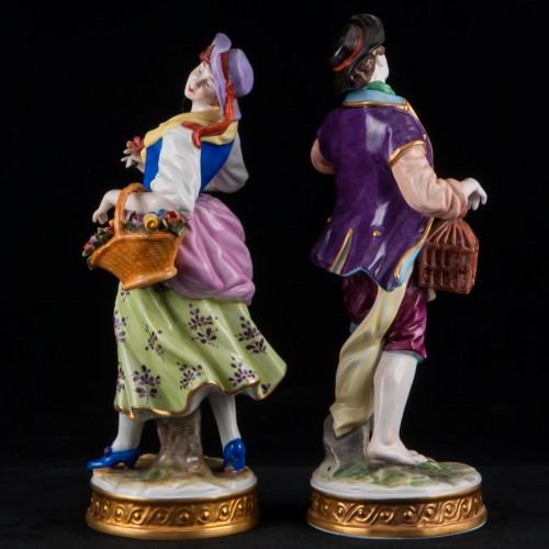 Пара с корзиной цветов и птичкой, Volkstedt, Германия, вт. пол. 20 в