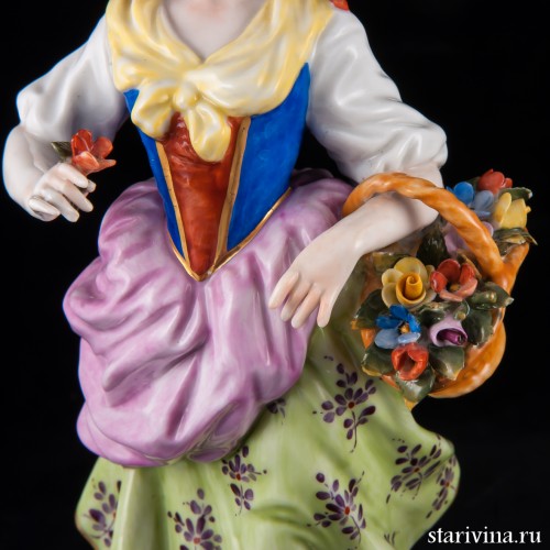 Пара с корзиной цветов и птичкой, Volkstedt, Германия, вт. пол. 20 в