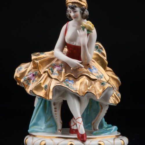 Балерина в золотом платье, Volkstedt, Германия, до 1935 г