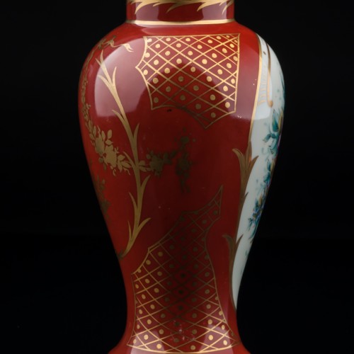 Фарфоровая Ваза, Франция, 19 в.