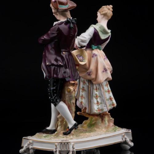 Пара с цветочными корзинами (продавцы цветов), Volkstedt, Германия, 19 в