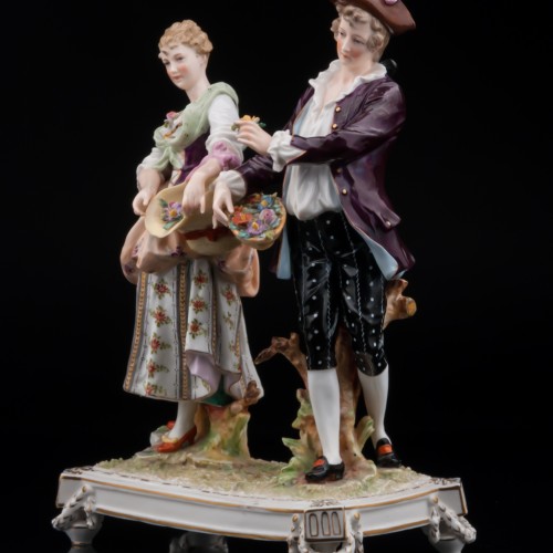 Пара с цветочными корзинами (продавцы цветов), Volkstedt, Германия, 19 в