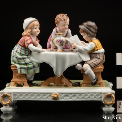 Дети за столом читающие газету, E. A. Muller, Германия, 1920 гг