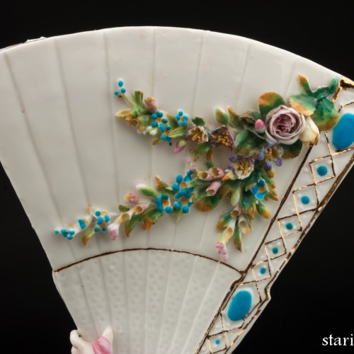 Путти с веером, салфетница, Unger, Schneider & Cie, Германия, 19 в