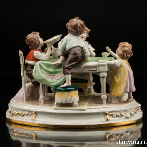 Дети за столом, Scheibe-Alsbach, Германия, сер. 20 в