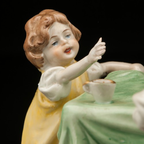 Дети за столом, Scheibe-Alsbach, Германия, сер. 20 в