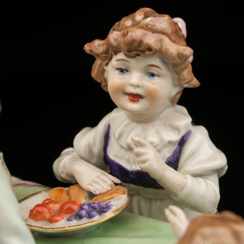 Дети за столом, Scheibe-Alsbach, Германия, сер. 20 в