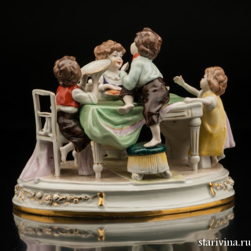 Дети за столом, Scheibe-Alsbach, Германия, сер. 20 в