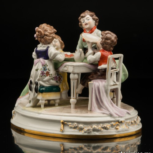 Дети за столом, Scheibe-Alsbach, Германия, сер. 20 в