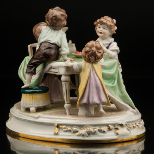 Дети за столом, Scheibe-Alsbach, Германия, сер. 20 в