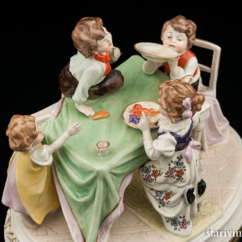 Дети за столом, Scheibe-Alsbach, Германия, сер. 20 в