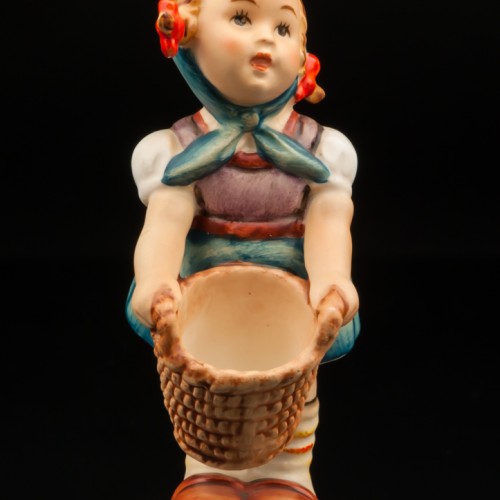 Девочка с корзиной, Goebel, Германия, 1950 гг