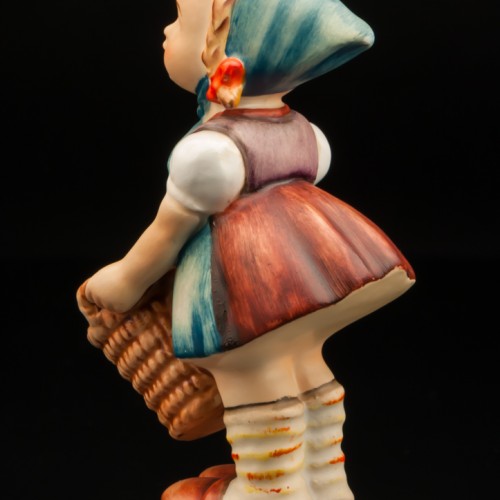 Девочка с корзиной, Goebel, Германия, 1950 гг