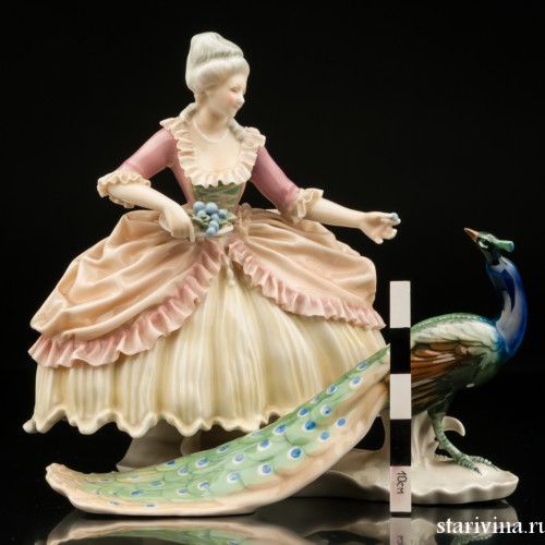 Дама с павлином, Karl Ens, Германия, 1920-30 гг