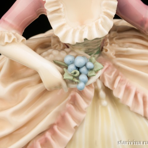 Дама с павлином, Karl Ens, Германия, 1920-30 гг