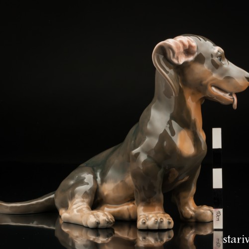 Щенок таксы с завернутым ухом, Royal Copenhagen, Дания, 1960 гг