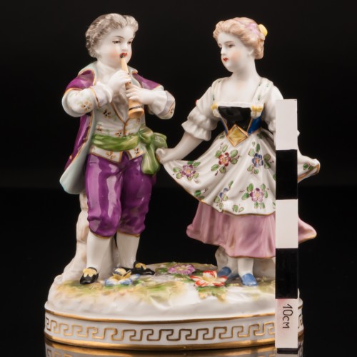 Танцующая пара детей, Volkstedt, Германия, кон. 19 в