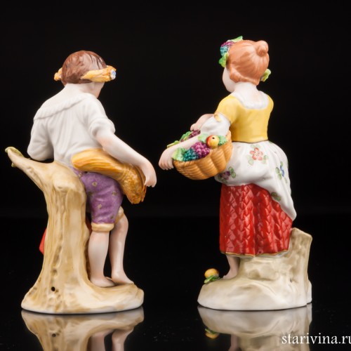 Мальчик и девочка, Sitzendorf, Германия, после 1950 г