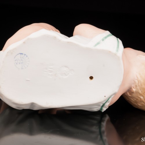 Фигурка из фарфора Малыш для фортепиано, Heubach, Германия, кон. 19 в.