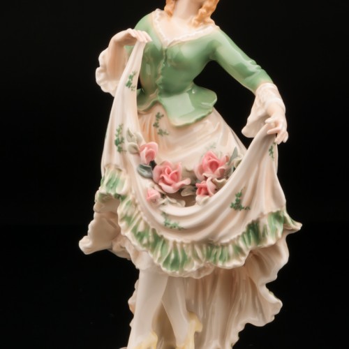 Девушка с розами в подоле, Karl Ens, Германия, 1920-30 гг