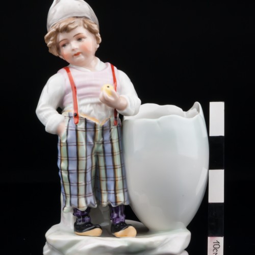 Мальчик с яблоком, E. A. Muller, Германия, 1890-1927 гг