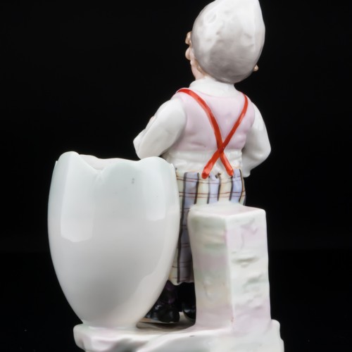 Мальчик с яблоком, E. A. Muller, Германия, 1890-1927 гг