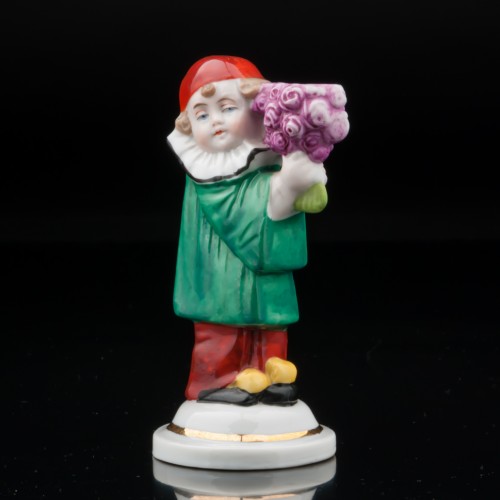 Мальчик-Пьеро с букетом цветов, Sitzendorf, Германия, пер. пол. 20 в